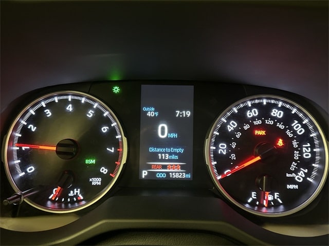 Thumbnail: 2022 Toyota RAV4 - 16