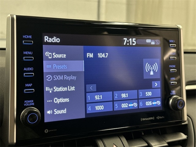 Thumbnail: 2022 Toyota RAV4 - 15