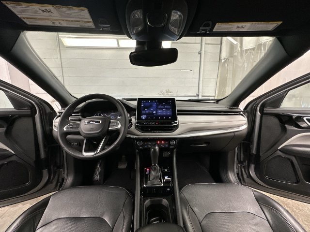 Thumbnail: 2023 Jeep Compass - 10