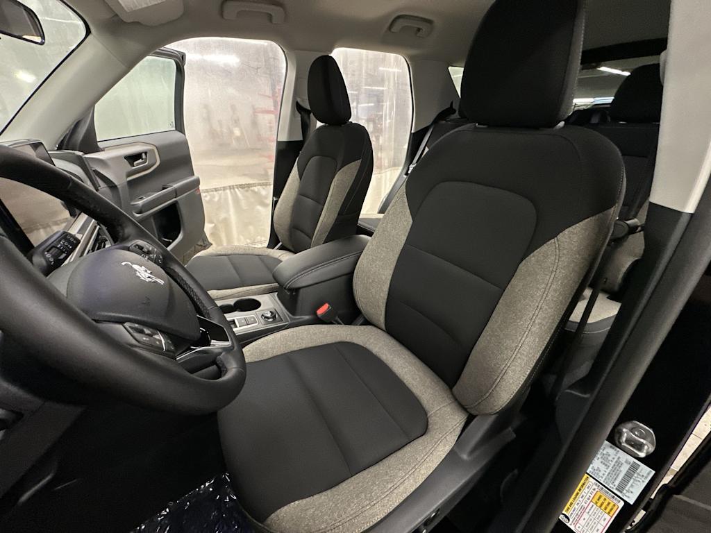 Thumbnail: 2025 Ford Bronco Sport - 12