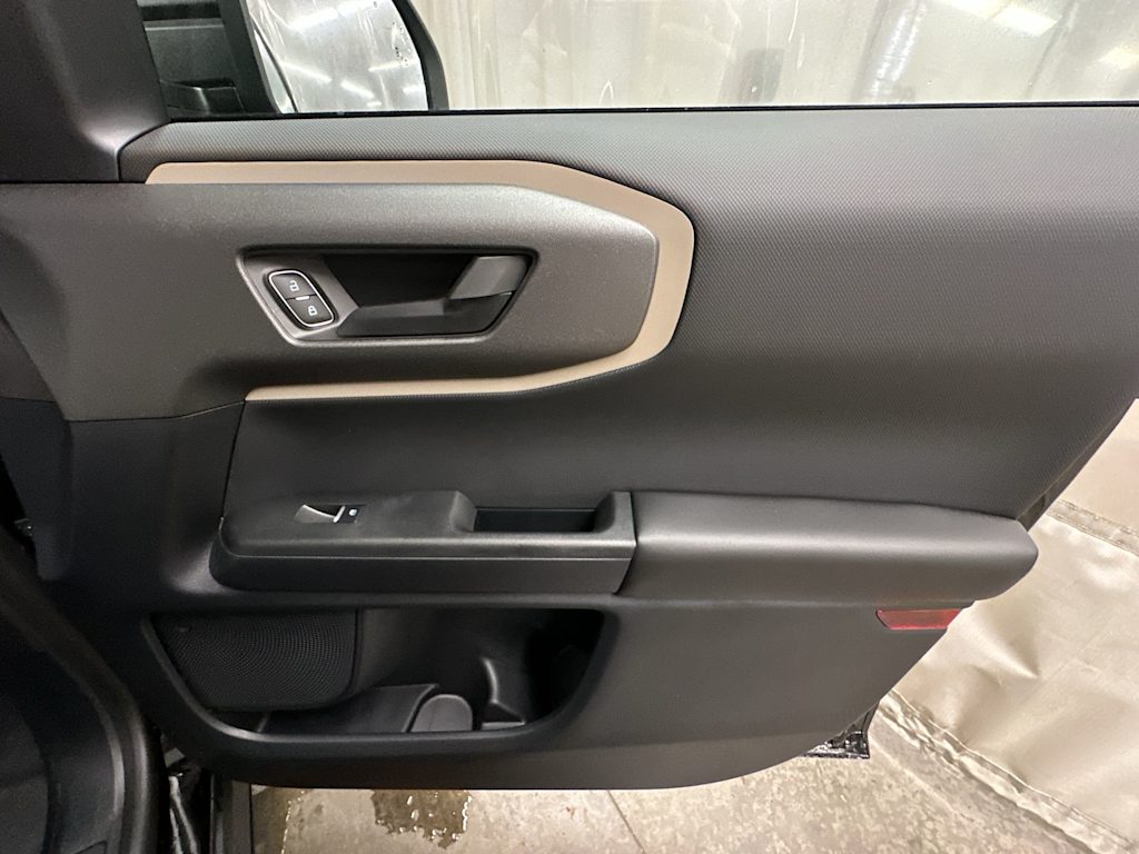 Thumbnail: 2025 Ford Bronco Sport - 27