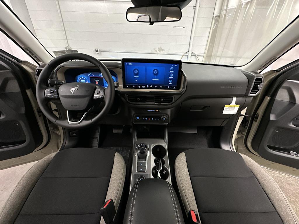 Thumbnail: 2025 Ford Bronco Sport - 10