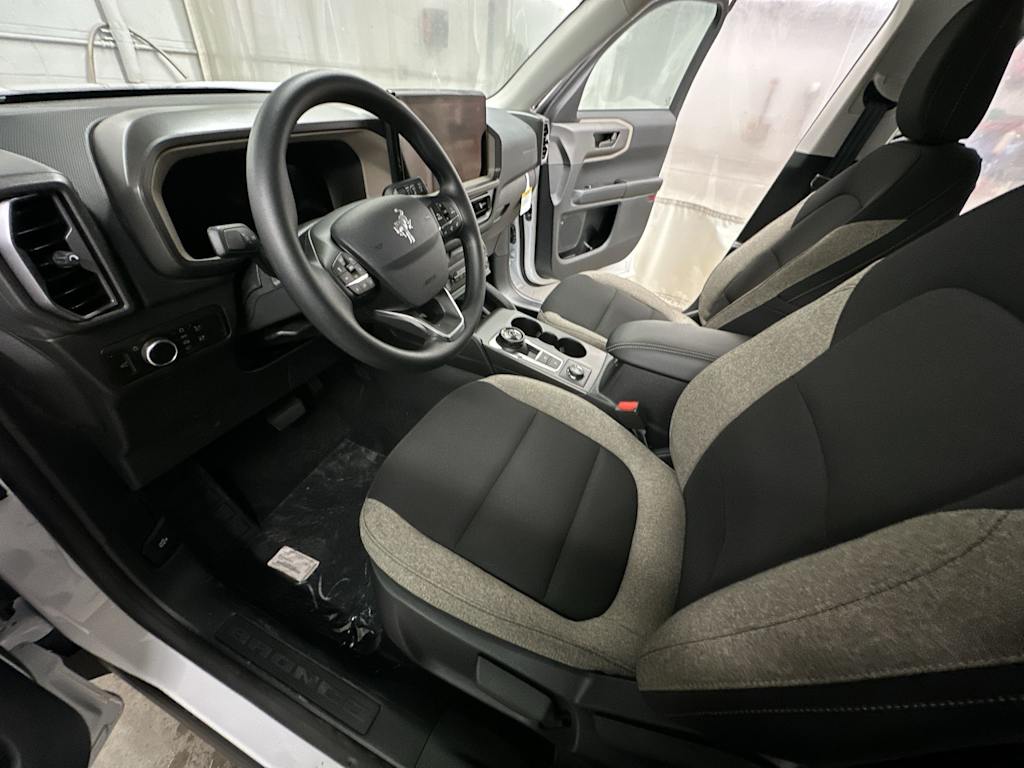 Thumbnail: 2025 Ford Bronco Sport - 10