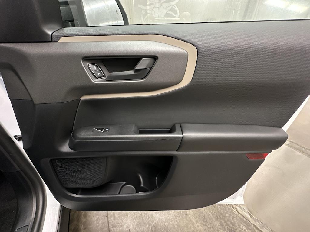 Thumbnail: 2025 Ford Bronco Sport - 26