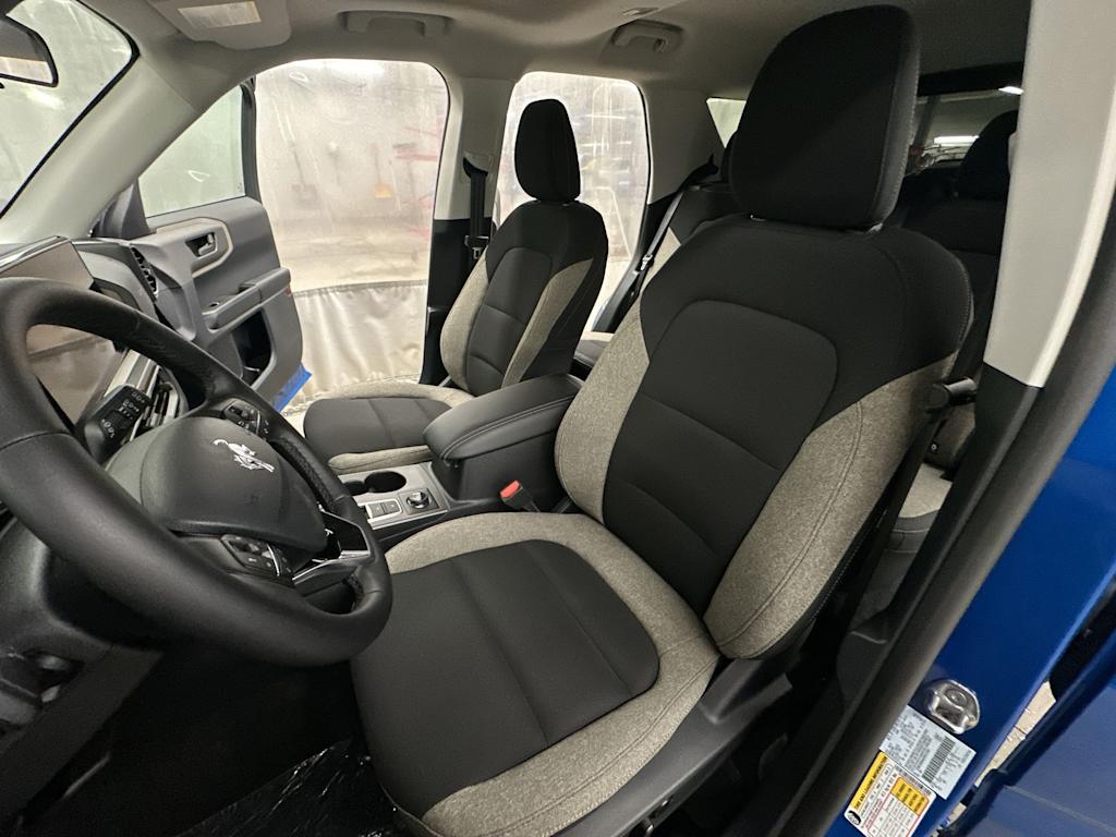 Thumbnail: 2025 Ford Bronco Sport - 12