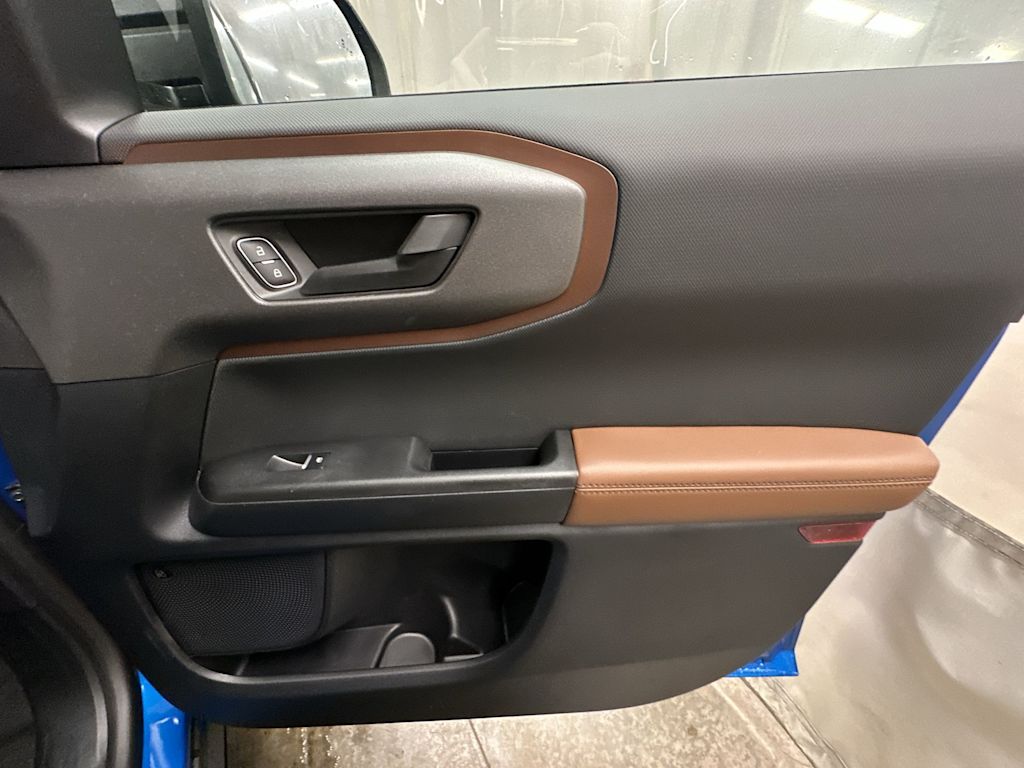 Thumbnail: 2025 Ford Bronco Sport - 29