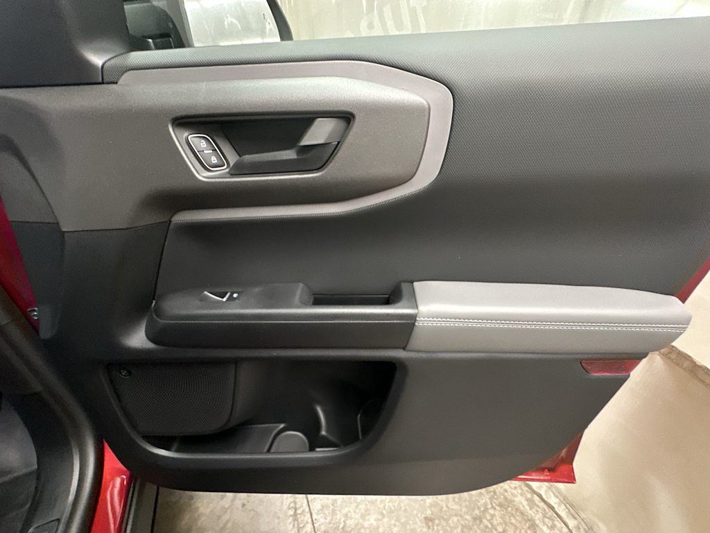 Thumbnail: 2025 Ford Bronco Sport - 28