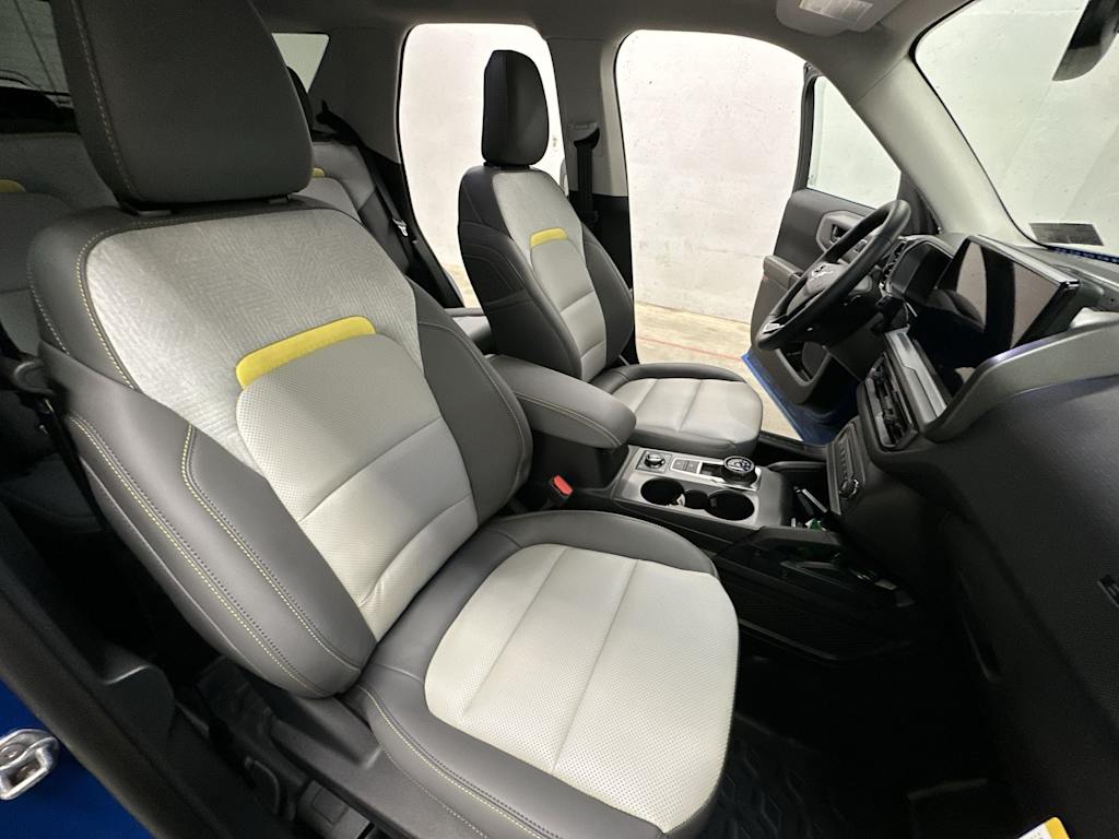 Thumbnail: 2025 Ford Bronco Sport - 12