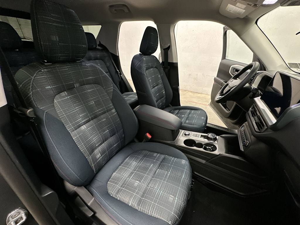 Thumbnail: 2025 Ford Bronco Sport - 26