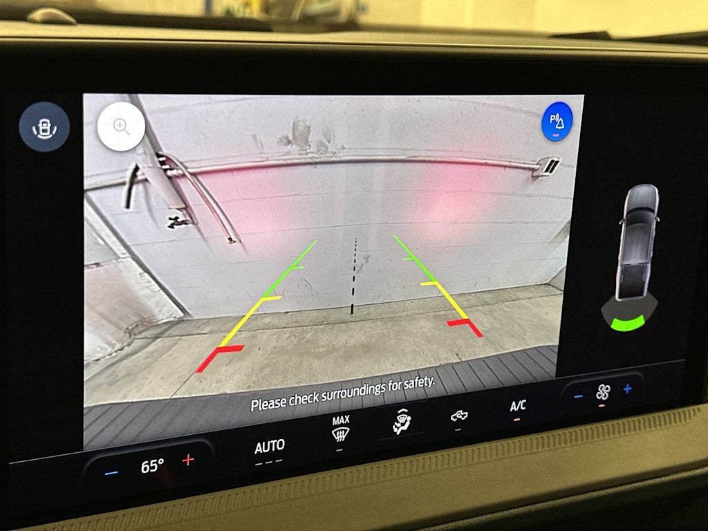 Thumbnail: 2025 Ford Maverick - 23