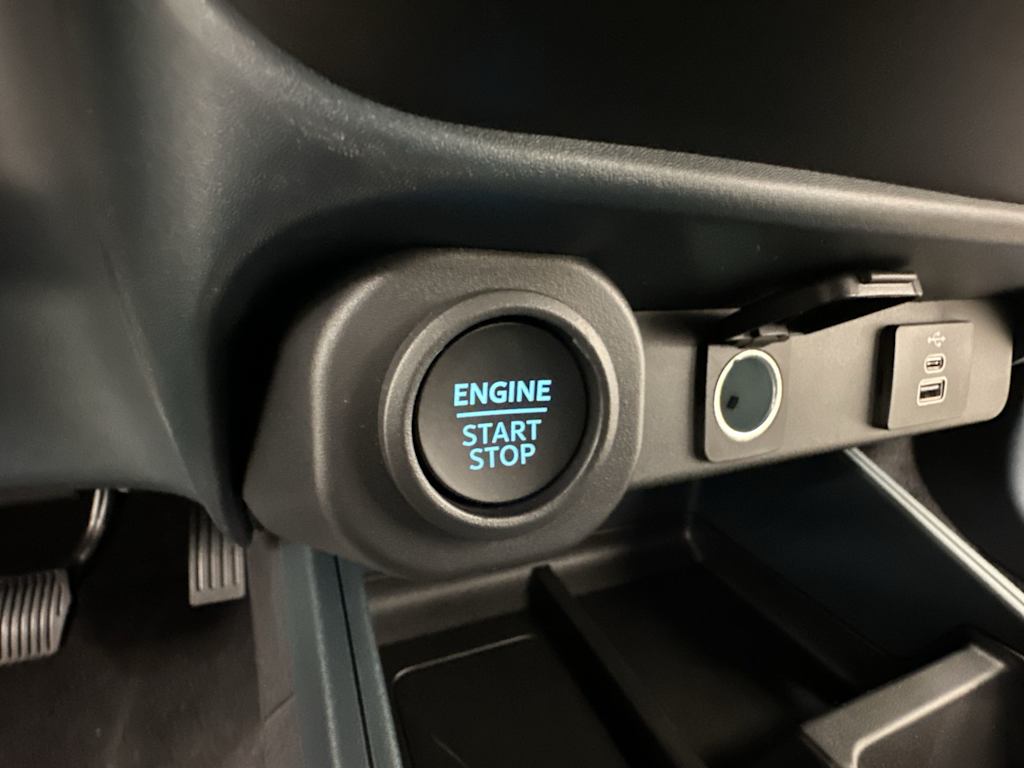 Thumbnail: 2025 Ford Maverick - 21