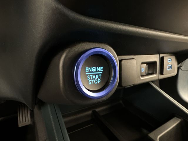 Thumbnail: 2023 Ford Maverick - 21