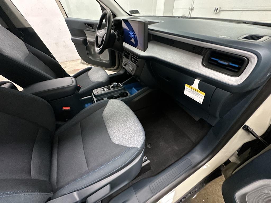 Thumbnail: 2025 Ford Maverick - 25