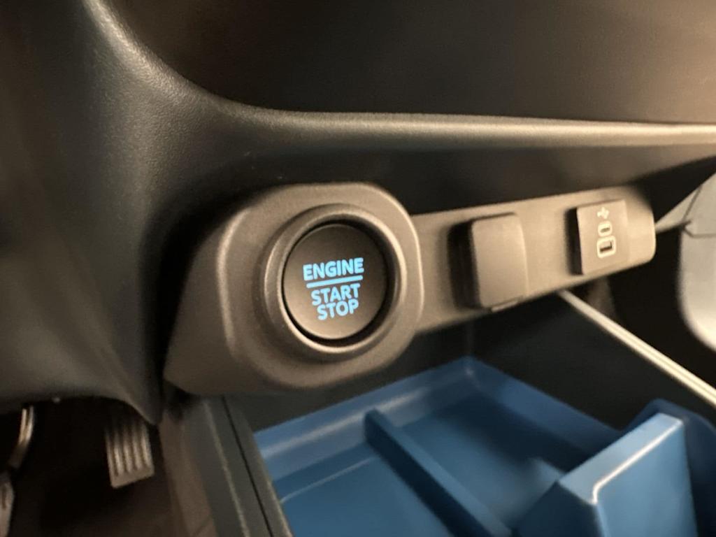 Thumbnail: 2025 Ford Maverick - 19