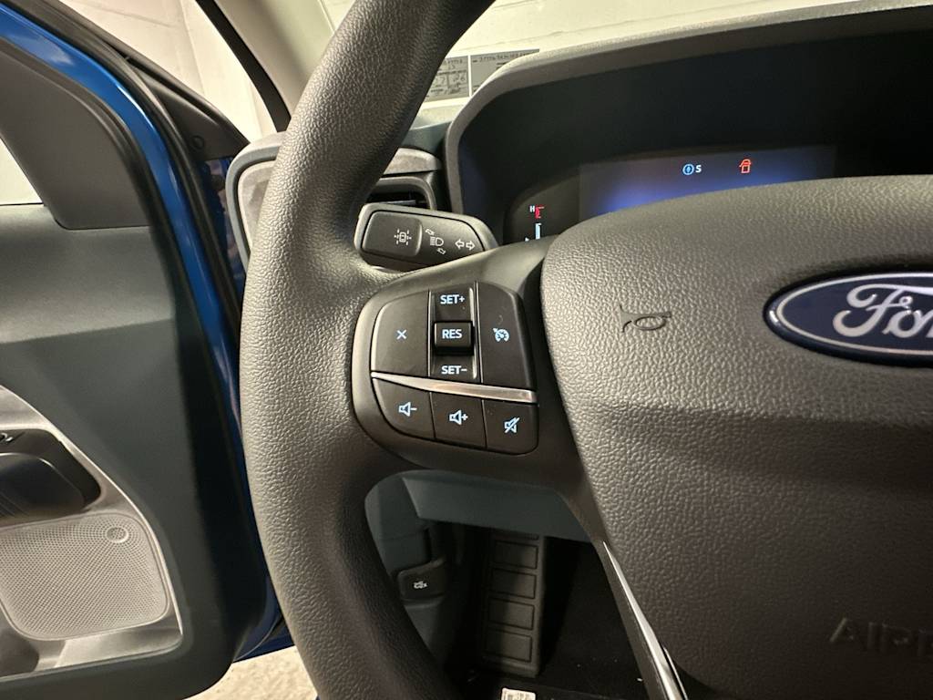 Thumbnail: 2025 Ford Maverick - 17