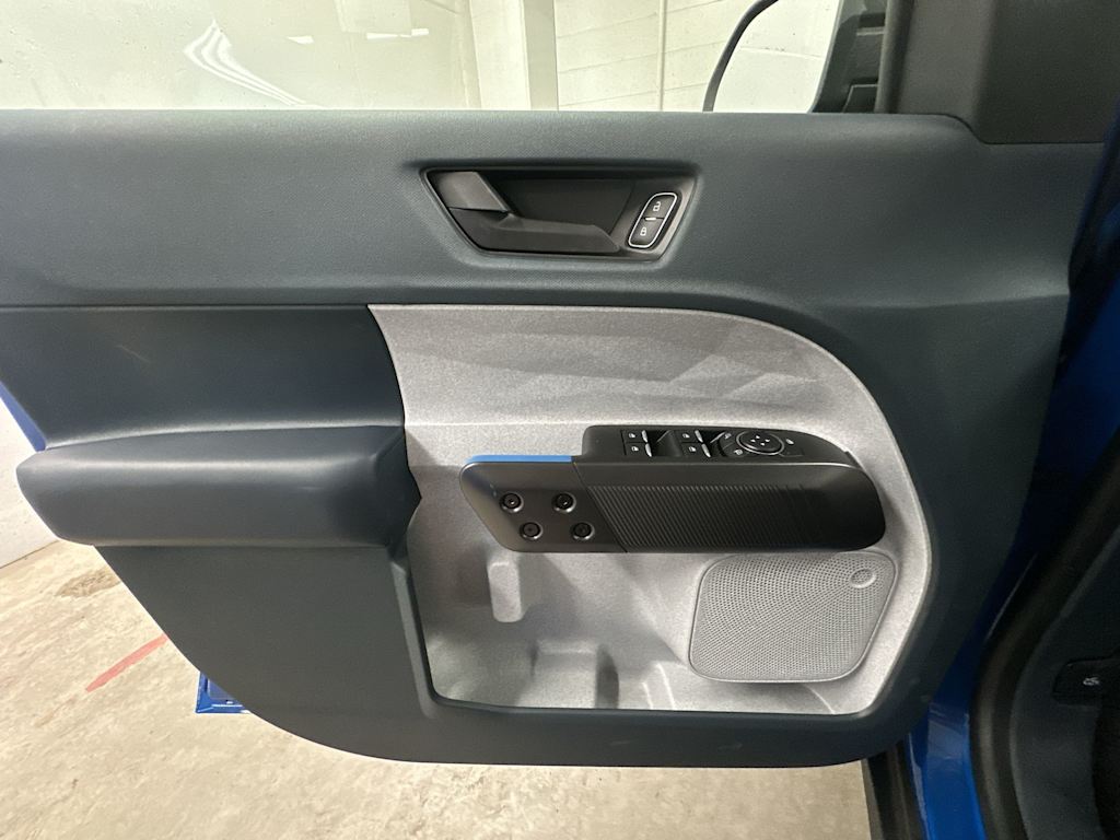 Thumbnail: 2025 Ford Maverick - 24