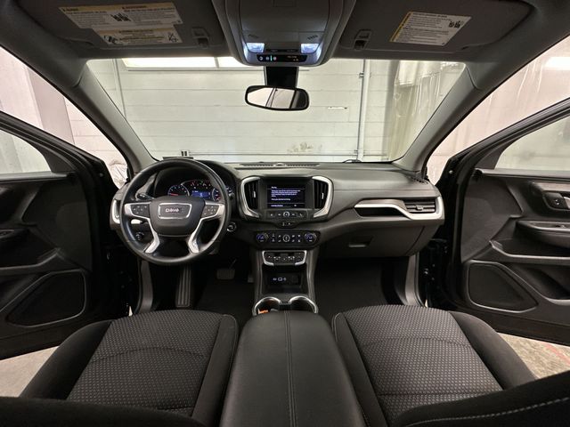 Thumbnail: 2022 GMC Terrain - 10