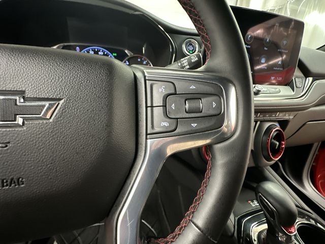 Thumbnail: 2023 Chevrolet Blazer - 18