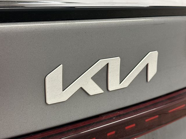 Thumbnail: 2024 Kia Forte - 6
