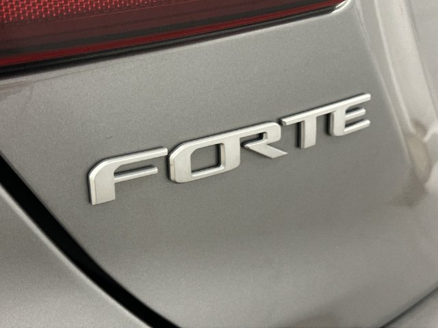 Thumbnail: 2024 Kia Forte - 30