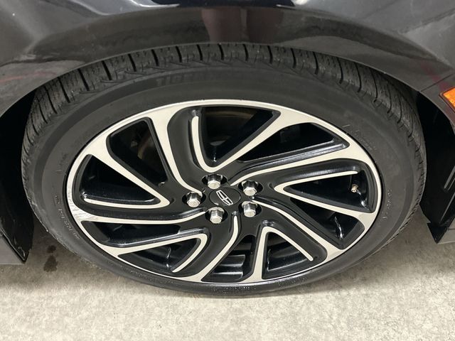 Thumbnail: 2020 Lincoln MKZ - 7