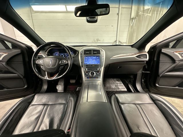Thumbnail: 2020 Lincoln MKZ - 9