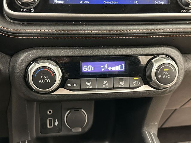 Thumbnail: 2020 Nissan Kicks - 17
