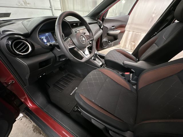Thumbnail: 2020 Nissan Kicks - 10