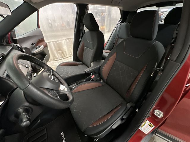 Thumbnail: 2020 Nissan Kicks - 11