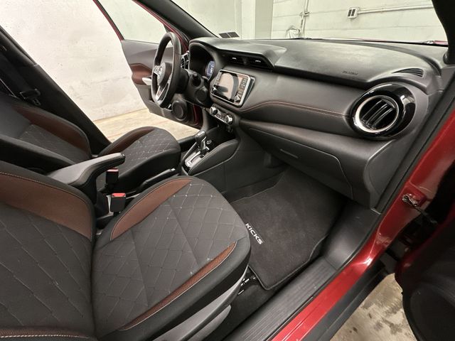 Thumbnail: 2020 Nissan Kicks - 12