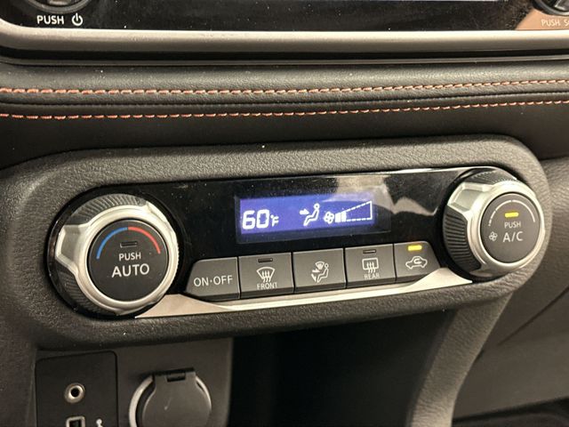 Thumbnail: 2020 Nissan Kicks - 23