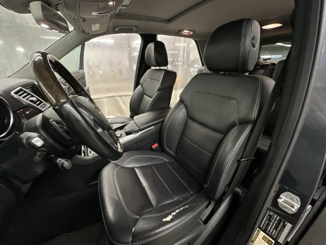 Thumbnail: 2012 Mercedes-Benz M-Class - 11