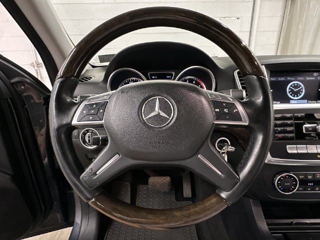 Thumbnail: 2012 Mercedes-Benz M-Class - 2