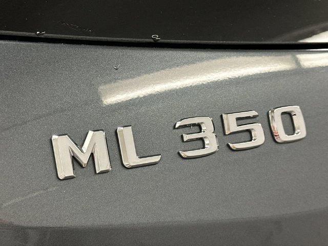 Thumbnail: 2012 Mercedes-Benz M-Class - 29