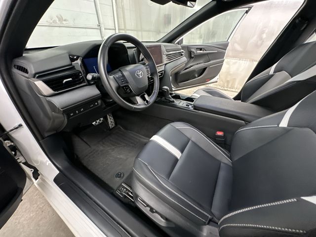 Thumbnail: 2025 Toyota Camry - 9
