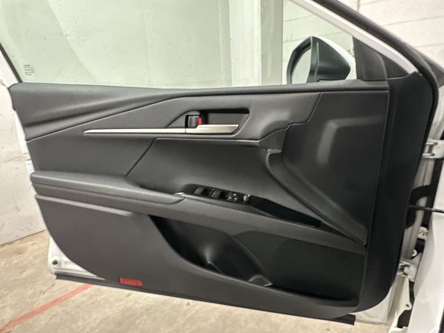Thumbnail: 2025 Toyota Camry - 24