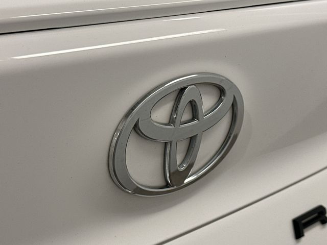 Thumbnail: 2025 Toyota Camry - 28