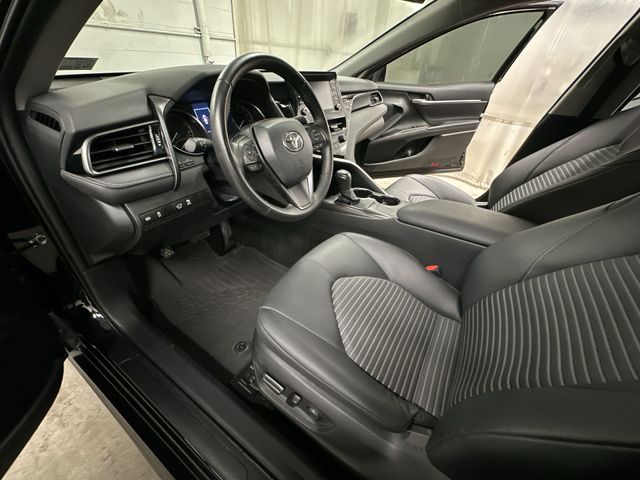 Thumbnail: 2023 Toyota Camry - 9