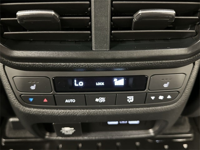 Thumbnail: 2023 Honda Pilot - 27