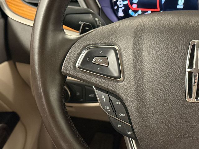 Thumbnail: 2018 Lincoln MKC - 19