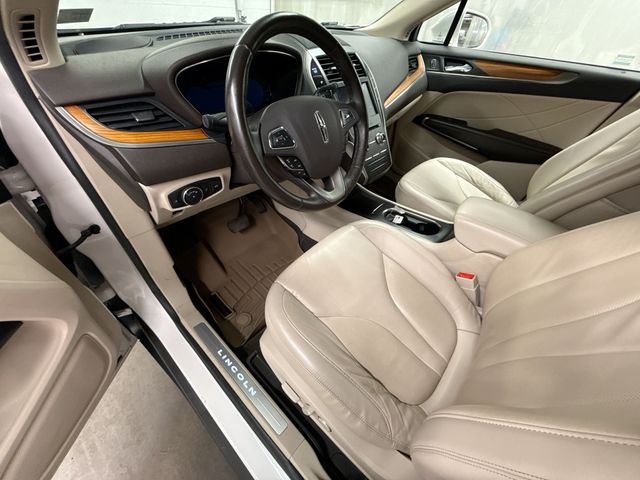 Thumbnail: 2018 Lincoln MKC - 10