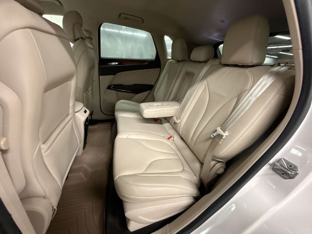 Thumbnail: 2018 Lincoln MKC - 13