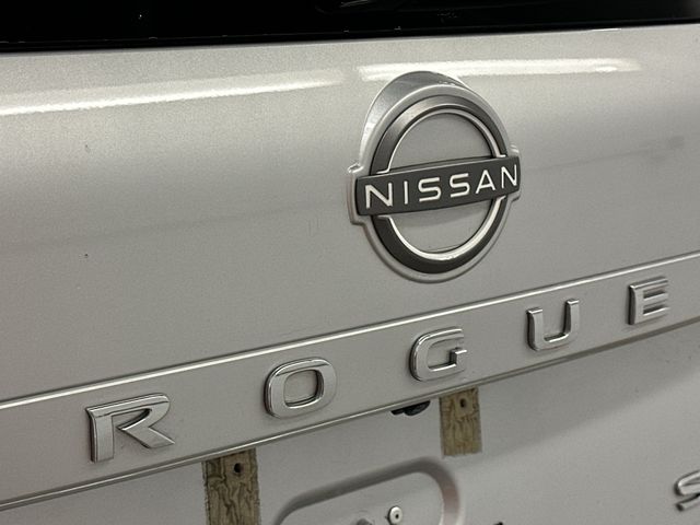 Thumbnail: 2022 Nissan Rogue - 20