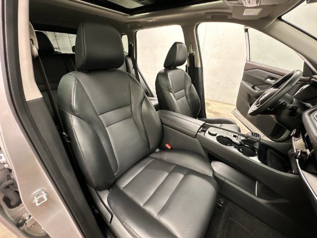 Thumbnail: 2022 Nissan Rogue - 26