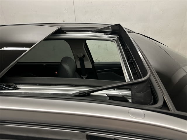 Thumbnail: 2022 Hyundai Santa Fe - 17