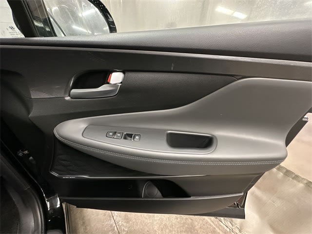 Thumbnail: 2022 Hyundai Santa Fe - 32