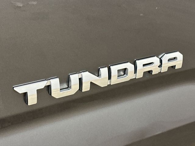 Thumbnail: 2022 Toyota Tundra - 7