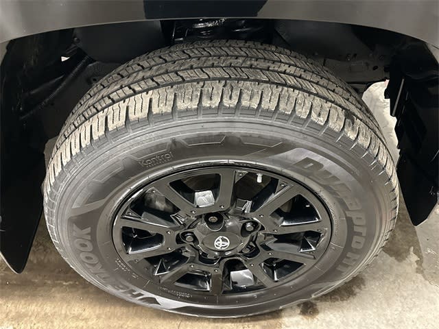 Thumbnail: 2021 Toyota Tundra - 8