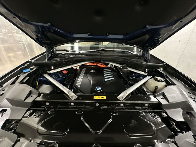 Thumbnail: 2021 BMW X5 - 9