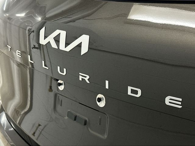 Thumbnail: 2023 Kia Telluride - 6